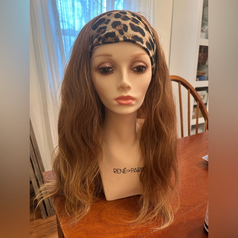 NOT AVAILABLE 

Headband Style Wig - Wavy, Red/brown Hair with blonde highlights